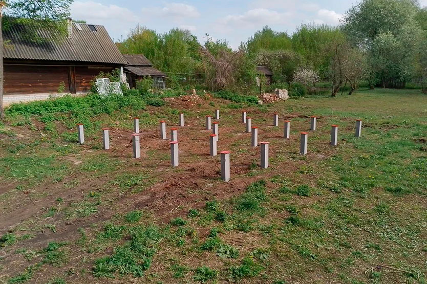 Какие дома строят на забивных сваях? Прочность, срок службы и важные узлы.